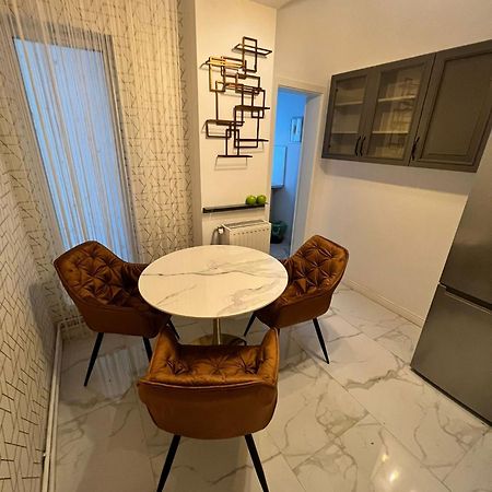 The Artist - Ultracentral Designer Apartment Bucharest Luaran gambar