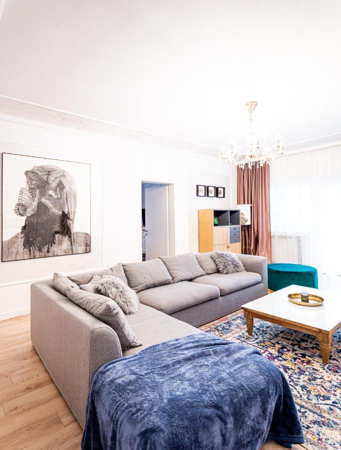 The Artist - Ultracentral Designer Apartment Bucharest Luaran gambar