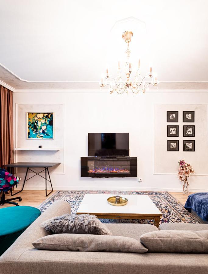 The Artist - Ultracentral Designer Apartment Bucharest Luaran gambar